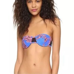 MinkPink Floral underwire bikini top NWT XS